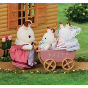 Sylvanian Families Набор "Двойняшки Филипп и Николь в коляске" 2206