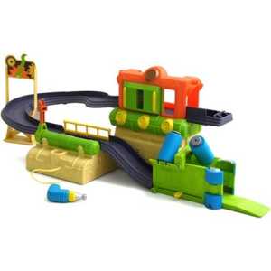 Chuggington Набор "Вагоностроительный завод" с паровозиком "Брюстер" LC54202