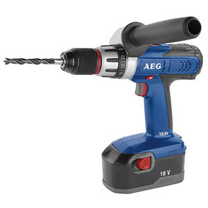Аккумуляторная дрель-шуруповерт AEG BS 18 Х
