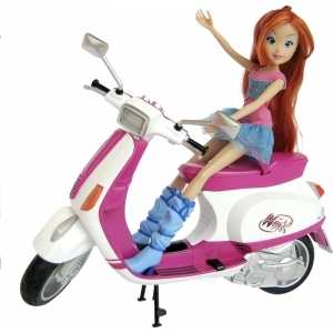 Winx Игровой набор "Блум и ее Vespa" IW05621201