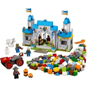 Конструктор Lego Рыцарский замок (10676)