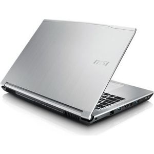 Ноутбук MSI PE60 6QE-083RU Silver (9S7-16J514-083)