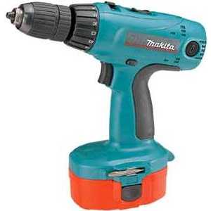 Аккумуляторная дрель-шуруповерт Makita 6347DWAE