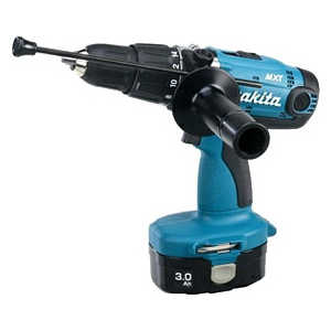 Аккумуляторная ударная дрель-шуруповерт Makita 8444DWFE