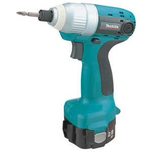 Аккумуляторная дрель-шуруповерт Makita 6980FDWAE