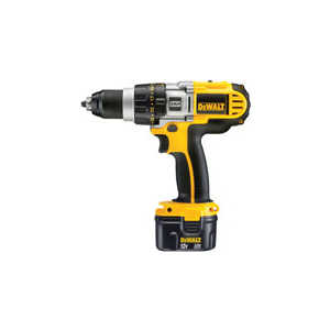 Аккумуляторная дрель-шуруповерт DeWALT DCD 940 B2